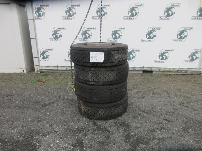 Goodyear 315/70R22.5 ACHTER BANDEN M+S MET STAAL WIELEN 4 X VOLVO 2023 - Ελαστικό για Φορτηγό: φωτογραφία 4 Goodyear 315/70R22.5 ACHTER BANDEN M+S MET STAAL WIELEN 4 X VOLVO 2023 - Ελαστικό για Φορτηγό: φωτογραφία 4