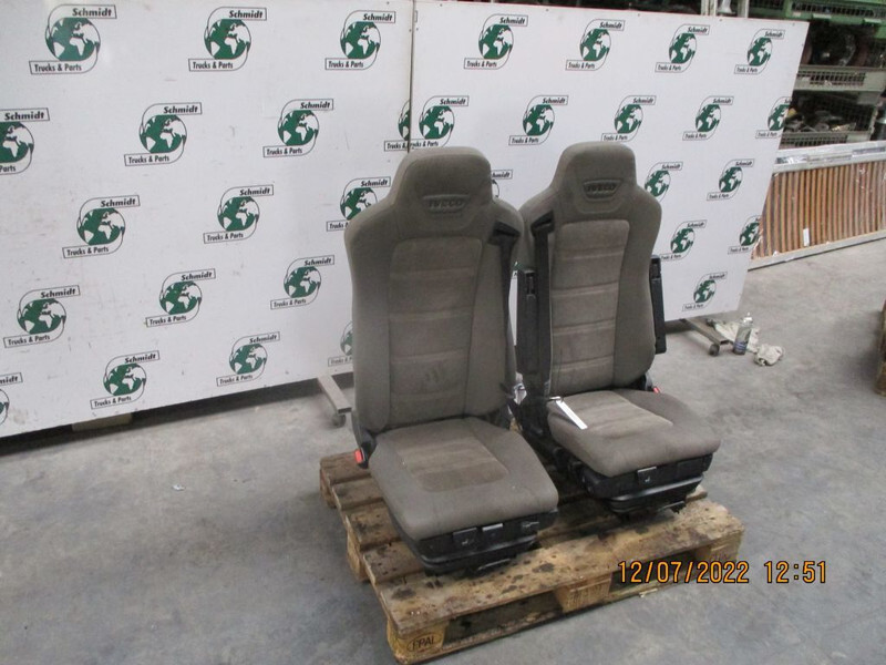Iveco 5801416515 // 5801419691 HI WAY EURO 6 RECHT EN LINKS - Kάθισμα για Φορτηγό: φωτογραφία 3 Iveco 5801416515 // 5801419691 HI WAY EURO 6 RECHT EN LINKS - Kάθισμα για Φορτηγό: φωτογραφία 3