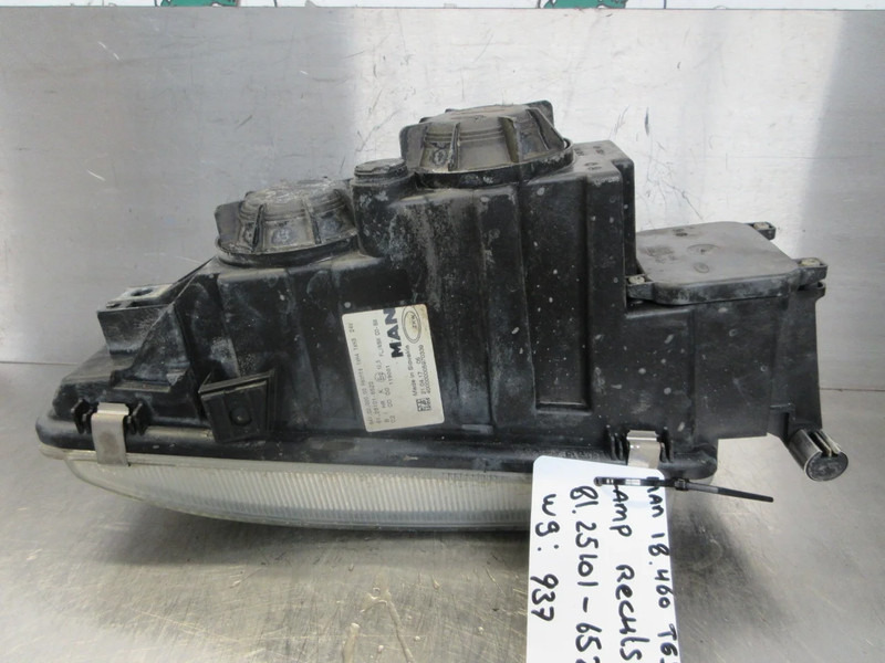 MAN 81.25101-6522 // 81.25101- 6798 // MISLAMP MAN TGS EURO 6 - Προβολέας ομίχλης για Φορτηγό: φωτογραφία 2 MAN 81.25101-6522 // 81.25101- 6798 // MISLAMP MAN TGS EURO 6 - Προβολέας ομίχλης για Φορτηγό: φωτογραφία 2