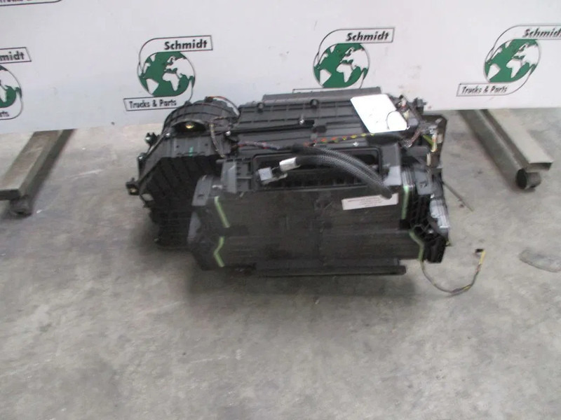Mercedes-Benz A 960 830 22 60 KACHEL HUIS MP 4 EURO 6 - Θέρμανση/ Εξαερισμός για Φορτηγό: φωτογραφία 2 Mercedes-Benz A 960 830 22 60 KACHEL HUIS MP 4 EURO 6 - Θέρμανση/ Εξαερισμός για Φορτηγό: φωτογραφία 2