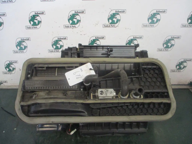 Mercedes-Benz A 960 830 22 60 KACHEL HUIS MP 4 EURO 6 - Θέρμανση/ Εξαερισμός για Φορτηγό: φωτογραφία 4 Mercedes-Benz A 960 830 22 60 KACHEL HUIS MP 4 EURO 6 - Θέρμανση/ Εξαερισμός για Φορτηγό: φωτογραφία 4