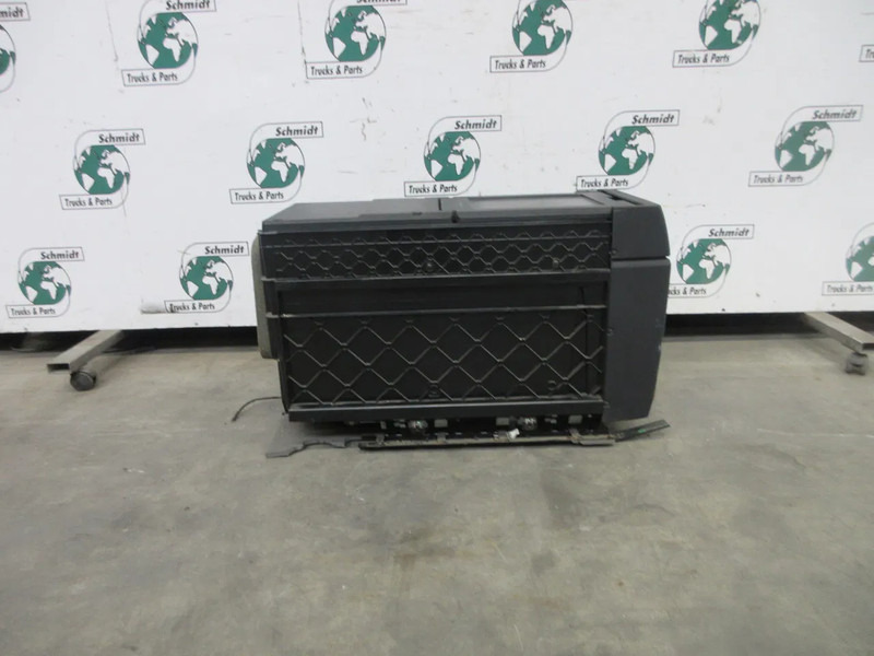 Mercedes-Benz A 960 840 09 43 KOELKAST MERCEDES BENZ 1845 MP4 EURO 6 - Καμπίνα και εσωτερικό για Φορτηγό: φωτογραφία 5 Mercedes-Benz A 960 840 09 43 KOELKAST MERCEDES BENZ 1845 MP4 EURO 6 - Καμπίνα και εσωτερικό για Φορτηγό: φωτογραφία 5