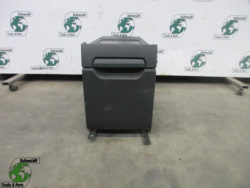 Mercedes-Benz A 960 840 09 43 KOELKAST MERCEDES BENZ 1845 MP4 EURO 6 - Καμπίνα και εσωτερικό για Φορτηγό: φωτογραφία 1 Mercedes-Benz A 960 840 09 43 KOELKAST MERCEDES BENZ 1845 MP4 EURO 6 - Καμπίνα και εσωτερικό για Φορτηγό: φωτογραφία 1