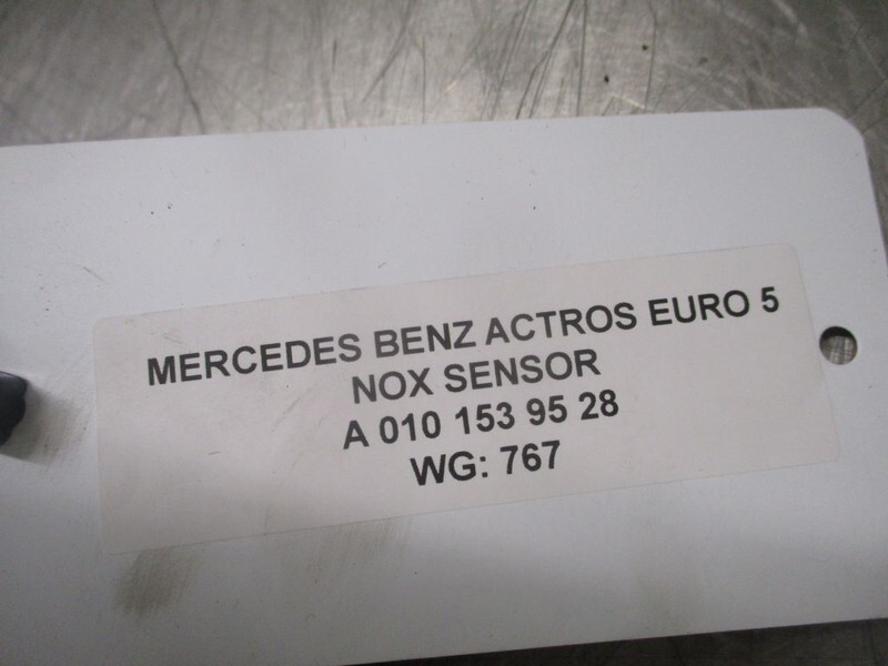 Mercedes-Benz ACTROS A 010 153 95 25 NOX SENSOR EURO 6 - Ηλεκτρικό σύστημα για Φορτηγό: φωτογραφία 2 Mercedes-Benz ACTROS A 010 153 95 25 NOX SENSOR EURO 6 - Ηλεκτρικό σύστημα για Φορτηγό: φωτογραφία 2
