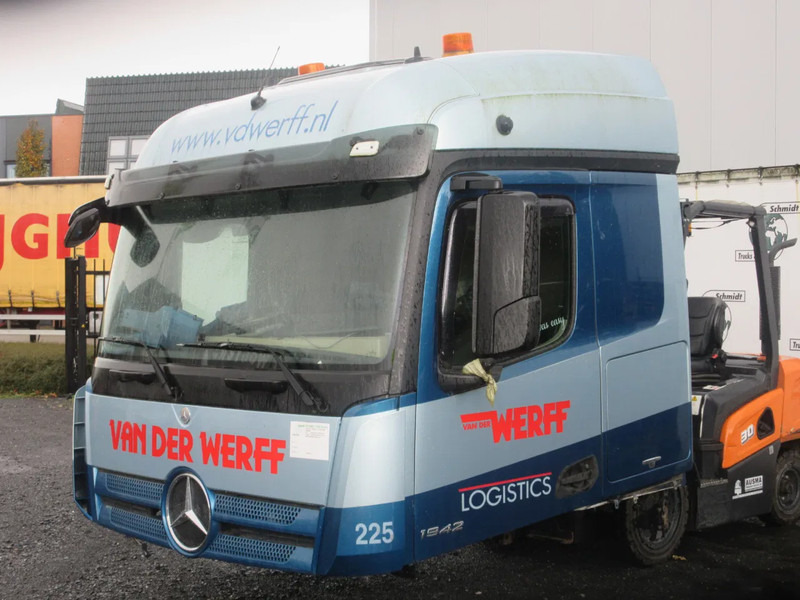 Mercedes-Benz MERCEDES BENZ 1845 MP4 CABINE VOOR DELEN DONOR MODEL 2016 - Καμπίνα και εσωτερικό για Φορτηγό: φωτογραφία 3 Mercedes-Benz MERCEDES BENZ 1845 MP4 CABINE VOOR DELEN DONOR MODEL 2016 - Καμπίνα και εσωτερικό για Φορτηγό: φωτογραφία 3