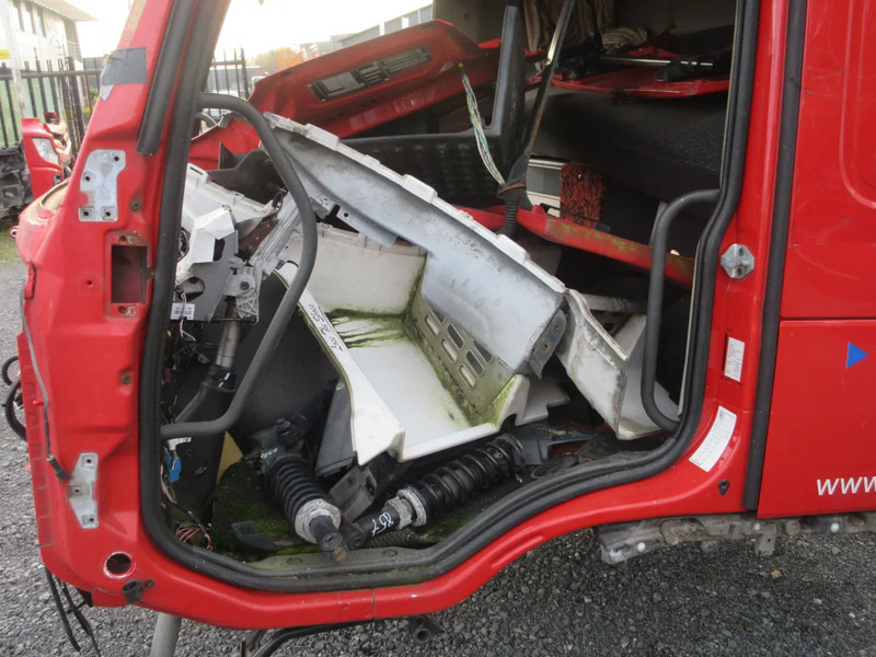 Volvo VOLVO FM 420 EURO 6 CABINE VOOR PART DONOR - Καμπίνα και εσωτερικό για Φορτηγό: φωτογραφία 4 Volvo VOLVO FM 420 EURO 6 CABINE VOOR PART DONOR - Καμπίνα και εσωτερικό για Φορτηγό: φωτογραφία 4
