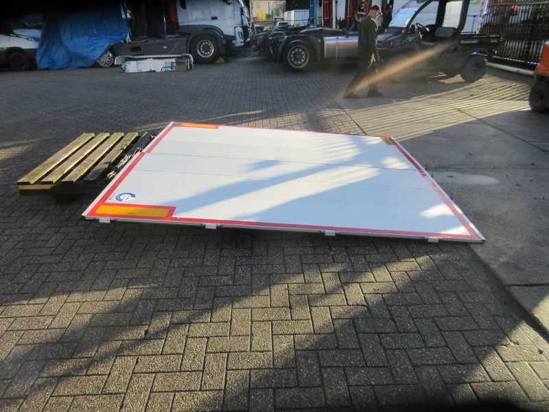 Wielton ACHTER DEUR TWEE OP VOORRAAD MAAT 125 MM BREED 175 HOOG 2023 - Πλαίσιο/ Σασί για Φορτηγό: φωτογραφία 4 Wielton ACHTER DEUR TWEE OP VOORRAAD MAAT 125 MM BREED 175 HOOG 2023 - Πλαίσιο/ Σασί για Φορτηγό: φωτογραφία 4