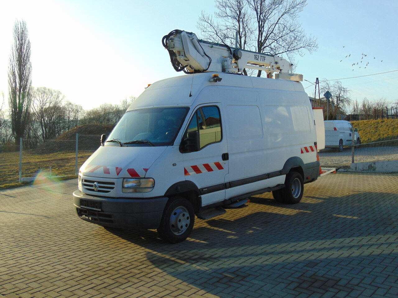 RENAULT Mascott 2,8dCi 110 L2H3 France Elevateur 152TTF 162TTF - Πλατφόρμα εναέρια: φωτογραφία 1 RENAULT Mascott 2,8dCi 110 L2H3 France Elevateur 152TTF 162TTF - Πλατφόρμα εναέρια: φωτογραφία 1