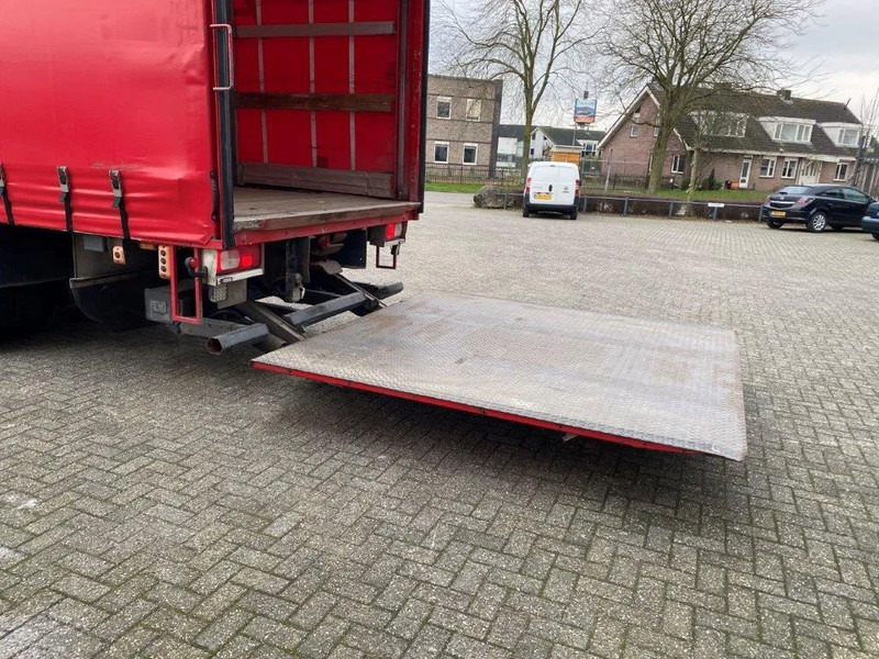 DAF CF400 / CURTAIN SAILS / BIG PLATFORM 2500 KG / DEB / NAVI / FULL-AIR / LWDS / ACC / AUTOMATIC / EURO-6 / 2015 - Φορτηγό κόφα: φωτογραφία 4 DAF CF400 / CURTAIN SAILS / BIG PLATFORM 2500 KG / DEB / NAVI / FULL-AIR / LWDS / ACC / AUTOMATIC / EURO-6 / 2015 - Φορτηγό κόφα: φωτογραφία 4