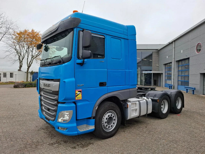 DAF XF106-530 / 6X4 / INTARDER / HYDRAULICS / ONLY:418213 KM / TUV:16-06-2026 / 44TON / LWDS / MANUAL / EURO-6 / 2018 - Τράκτορας: φωτογραφία 1 DAF XF106-530 / 6X4 / INTARDER / HYDRAULICS / ONLY:418213 KM / TUV:16-06-2026 / 44TON / LWDS / MANUAL / EURO-6 / 2018 - Τράκτορας: φωτογραφία 1