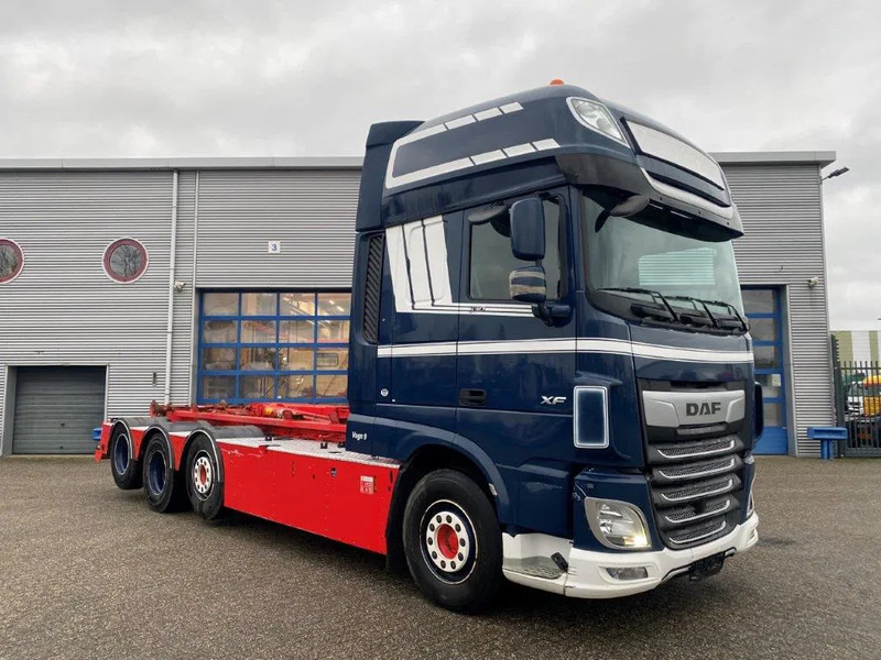 DAF XF106-530 8X2 / AJK HOOKLIFT 25000KG / 9 TON FRONT AXLE / NAVI / ONLY:612482 KM / SSC / AUTOMATIC / EURO-6 / 2019 - Φορτηγό φόρτωσης γάντζου: φωτογραφία 2 DAF XF106-530 8X2 / AJK HOOKLIFT 25000KG / 9 TON FRONT AXLE / NAVI / ONLY:612482 KM / SSC / AUTOMATIC / EURO-6 / 2019 - Φορτηγό φόρτωσης γάντζου: φωτογραφία 2