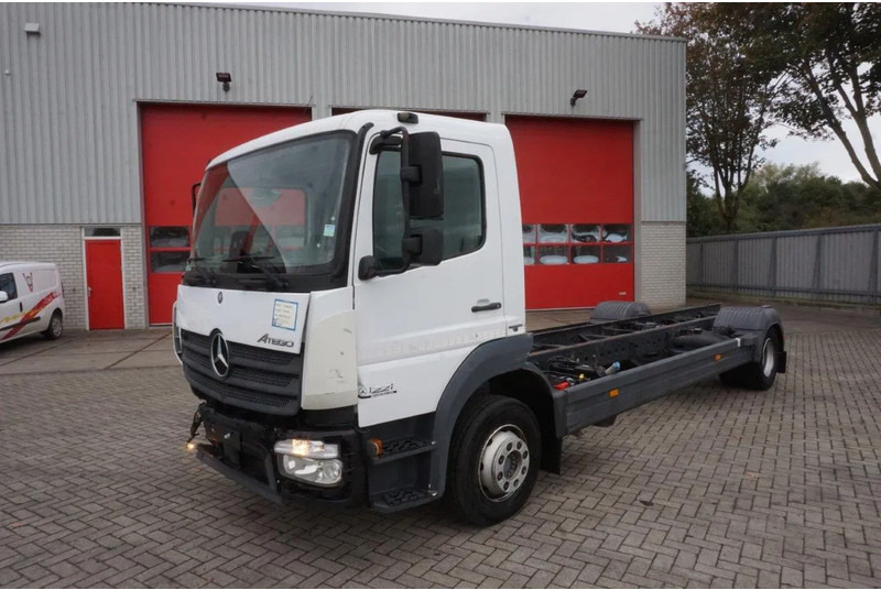 Mercedes-Benz ATEGO 1221 / ENGINE RUNNING / ONLY:253095 KM / AUTOMATIC / EURO-6 / 2017 - Φορτηγό σασί: φωτογραφία 1 Mercedes-Benz ATEGO 1221 / ENGINE RUNNING / ONLY:253095 KM / AUTOMATIC / EURO-6 / 2017 - Φορτηγό σασί: φωτογραφία 1