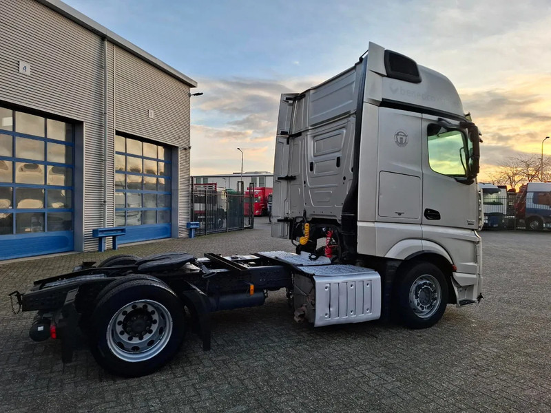 Mercedes-Benz Actros 1842 / NL TRUCK / MEGA / TUV:12-02-2026 / GIGASPACE / ONLY:526303 KM / SMART TACHO / AUTOMATIC / EURO-6 / 2012 - Τράκτορας: φωτογραφία 5 Mercedes-Benz Actros 1842 / NL TRUCK / MEGA / TUV:12-02-2026 / GIGASPACE / ONLY:526303 KM / SMART TACHO / AUTOMATIC / EURO-6 / 2012 - Τράκτορας: φωτογραφία 5