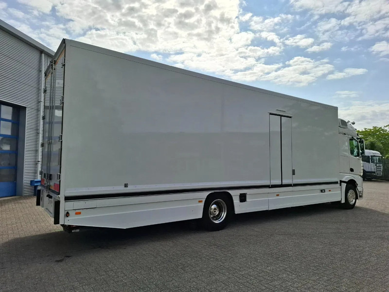 Mercedes-Benz Actros 1843 / GERMAN FLOWER TRUCK / 162021 KM / ISOLATED BOX / COOL & HEATED / NAVI / PLATFORM 1500 KG / TOP CONDITION / FULL-AI - Αυτοκινούμενη καντίνα: φωτογραφία 5 Mercedes-Benz Actros 1843 / GERMAN FLOWER TRUCK / 162021 KM / ISOLATED BOX / COOL & HEATED / NAVI / PLATFORM 1500 KG / TOP CONDITION / FULL-AI - Αυτοκινούμενη καντίνα: φωτογραφία 5