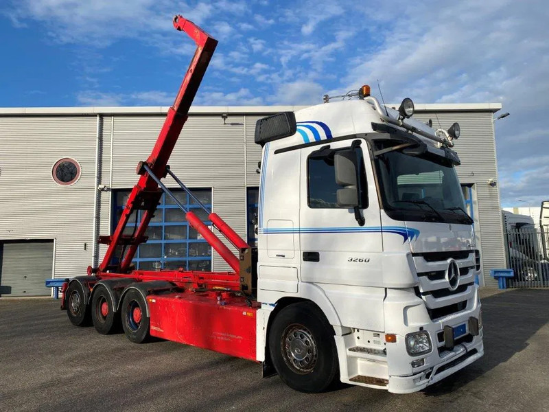 Mercedes-Benz Actros 3260 V8 / 15,9L / 8X4 / BIG AXLE / PALFINGER T26 HOOKLIFT / LIFT+LENKACHSE / FULL-AIR / AIRCO / AUTOMATIC / EURO-5 / 2013 - Φορτηγό φόρτωσης γάντζου: φωτογραφία 4 Mercedes-Benz Actros 3260 V8 / 15,9L / 8X4 / BIG AXLE / PALFINGER T26 HOOKLIFT / LIFT+LENKACHSE / FULL-AIR / AIRCO / AUTOMATIC / EURO-5 / 2013 - Φορτηγό φόρτωσης γάντζου: φωτογραφία 4