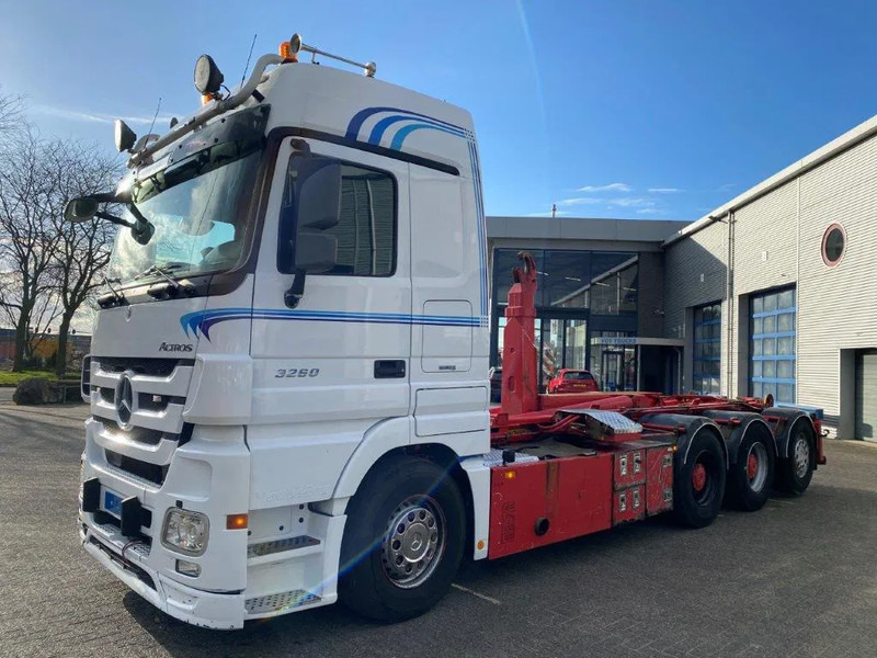 Mercedes-Benz Actros 3260 V8 / 15,9L / 8X4 / BIG AXLE / PALFINGER T26 HOOKLIFT / LIFT+LENKACHSE / FULL-AIR / AIRCO / AUTOMATIC / EURO-5 / 2013 - Φορτηγό φόρτωσης γάντζου: φωτογραφία 3 Mercedes-Benz Actros 3260 V8 / 15,9L / 8X4 / BIG AXLE / PALFINGER T26 HOOKLIFT / LIFT+LENKACHSE / FULL-AIR / AIRCO / AUTOMATIC / EURO-5 / 2013 - Φορτηγό φόρτωσης γάντζου: φωτογραφία 3