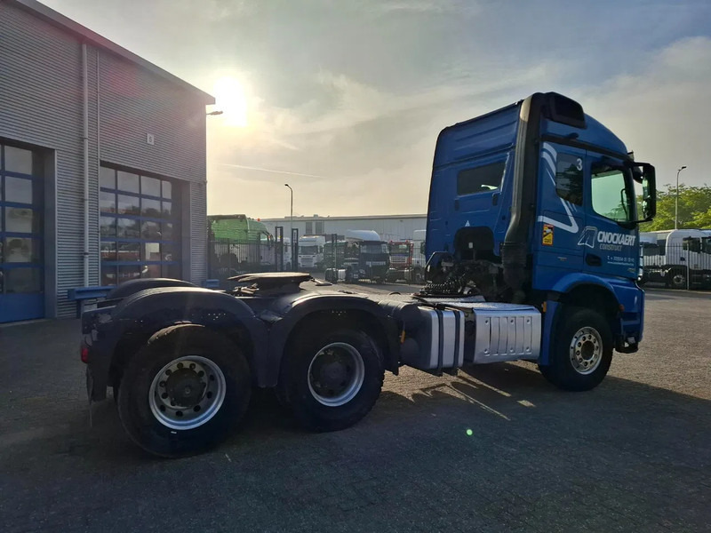 Mercedes-Benz Arocs 2851 / 6X4 / HYDRAULICS / BIG AXLE / ALCOA / AIRCO / AUTOMATIC / EURO-6 / 2015 - Τράκτορας: φωτογραφία 5 Mercedes-Benz Arocs 2851 / 6X4 / HYDRAULICS / BIG AXLE / ALCOA / AIRCO / AUTOMATIC / EURO-6 / 2015 - Τράκτορας: φωτογραφία 5
