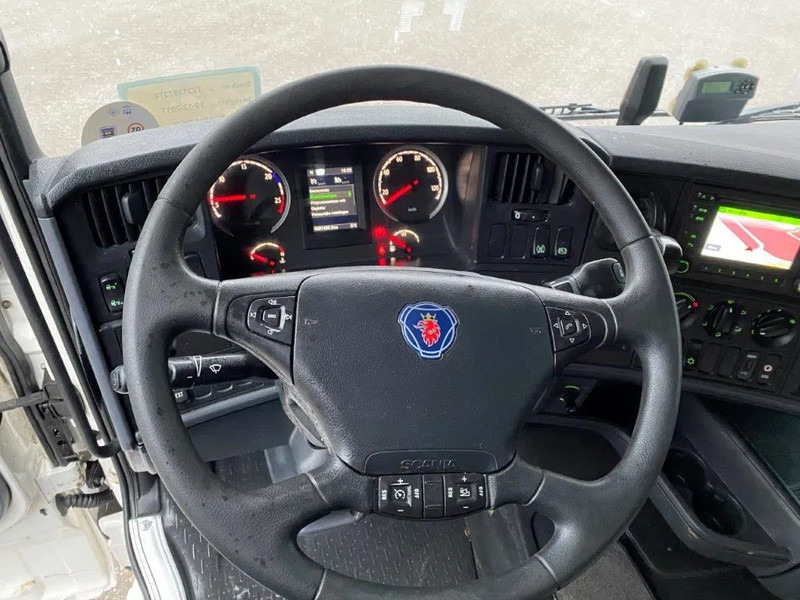 Τράκτορας Scania R520 / AUTOMATIC / NAVI /LWDS / PARK-COOL / EURO-6 / 2017: φωτογραφία 17