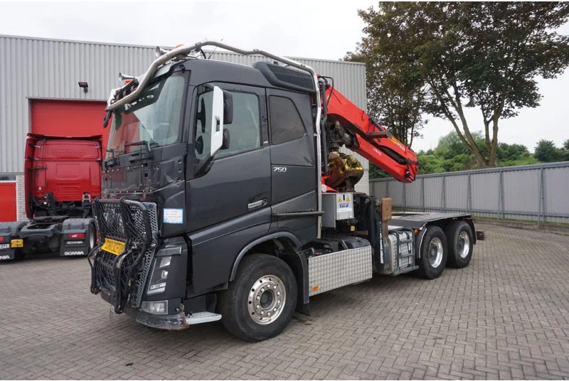 Volvo FH16-750 / ENGINE RUNNING / 6x4 / RETARDER / BIG AXLE / VEB+ / PALFINGER FD250 / EURO-6 / 2016 - Φορτηγό ξυλείας, Φορτηγό με γερανό: φωτογραφία 2 Volvo FH16-750 / ENGINE RUNNING / 6x4 / RETARDER / BIG AXLE / VEB+ / PALFINGER FD250 / EURO-6 / 2016 - Φορτηγό ξυλείας, Φορτηγό με γερανό: φωτογραφία 2