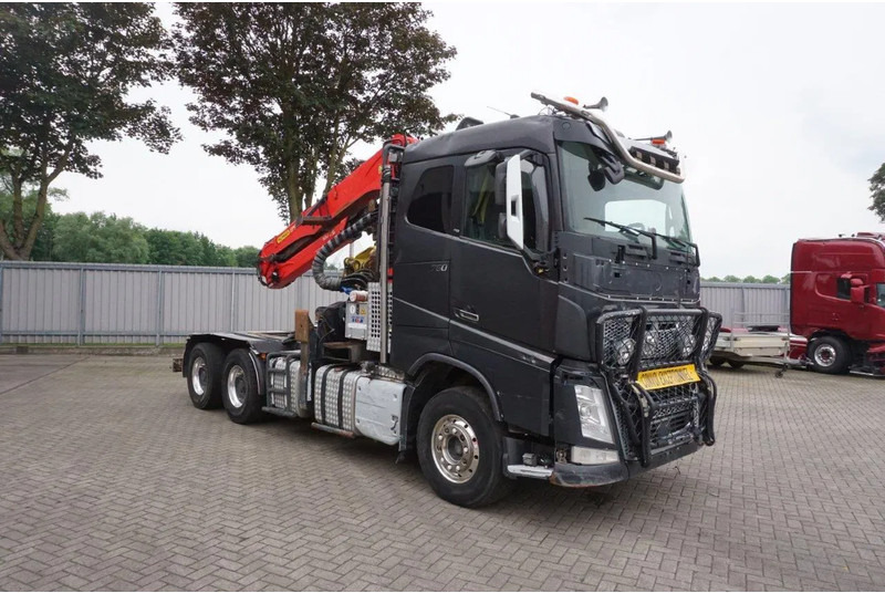 Volvo FH16-750 / ENGINE RUNNING / 6x4 / RETARDER / BIG AXLE / VEB+ / PALFINGER FD250 / EURO-6 / 2016 - Φορτηγό ξυλείας, Φορτηγό με γερανό: φωτογραφία 3 Volvo FH16-750 / ENGINE RUNNING / 6x4 / RETARDER / BIG AXLE / VEB+ / PALFINGER FD250 / EURO-6 / 2016 - Φορτηγό ξυλείας, Φορτηγό με γερανό: φωτογραφία 3