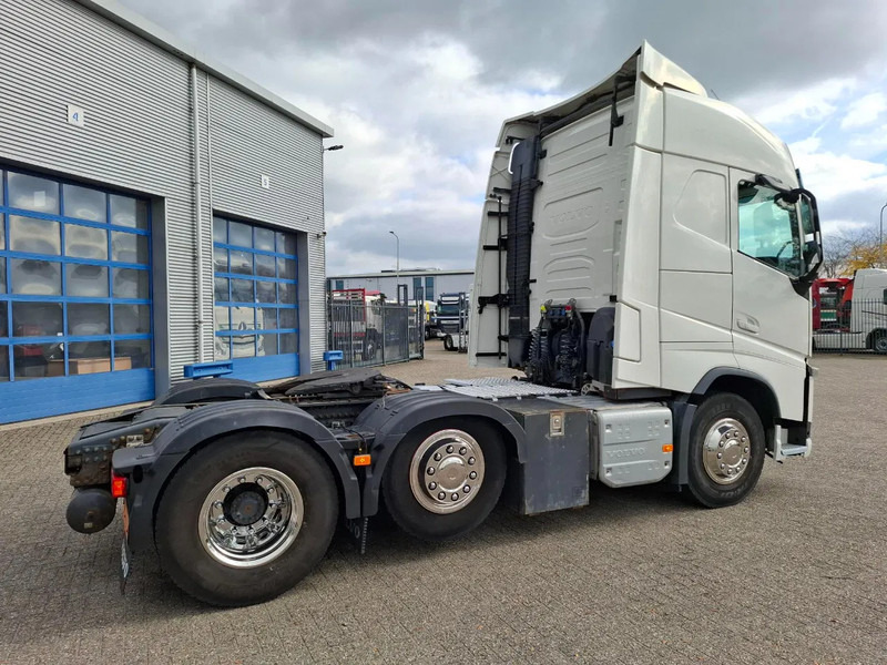 Volvo FH4-460 / VEB+ / ACC / LWDS / LIFT AXLE / 753707 KM / FRIDGE / AUTOMATIC / EURO-6 / 2015 - Τράκτορας: φωτογραφία 5 Volvo FH4-460 / VEB+ / ACC / LWDS / LIFT AXLE / 753707 KM / FRIDGE / AUTOMATIC / EURO-6 / 2015 - Τράκτορας: φωτογραφία 5
