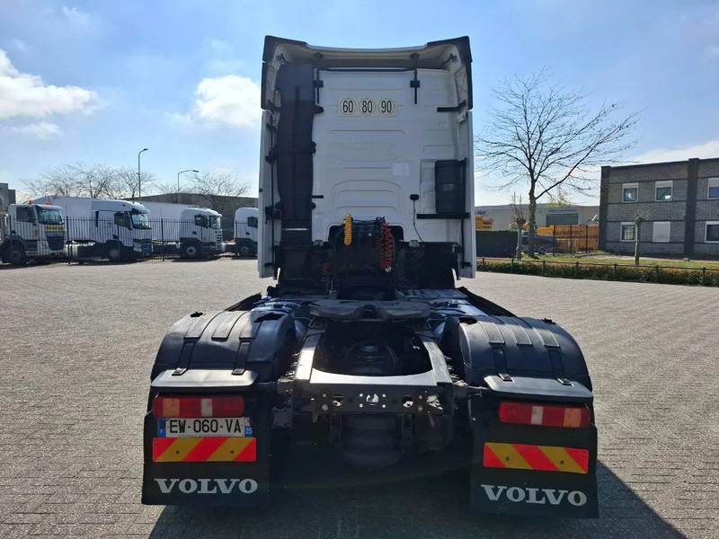 Volvo FH4-460 / VEB+ / DOUBLE TANK / FRIDGE / AUTOMATIC / EURO-6 / 2018 - Τράκτορας: φωτογραφία 4 Volvo FH4-460 / VEB+ / DOUBLE TANK / FRIDGE / AUTOMATIC / EURO-6 / 2018 - Τράκτορας: φωτογραφία 4