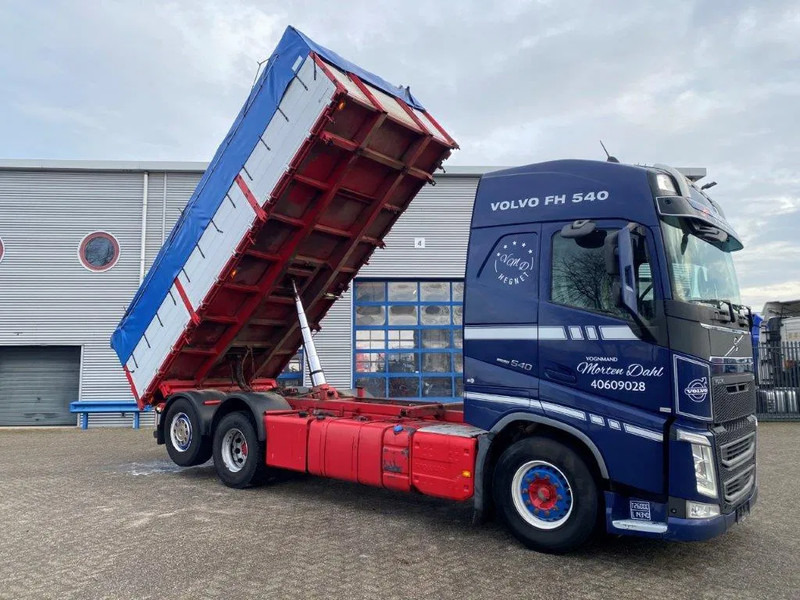 Volvo FH4-540 / VEB+ / ACC / LWDS / 3SIDE TIPPER / DYNAMIC STEERING / LEATHER / FULL-AIR / AUTOMATIC / EURO-6 / 2017 - Φορτηγό ανατρεπόμενο: φωτογραφία 4 Volvo FH4-540 / VEB+ / ACC / LWDS / 3SIDE TIPPER / DYNAMIC STEERING / LEATHER / FULL-AIR / AUTOMATIC / EURO-6 / 2017 - Φορτηγό ανατρεπόμενο: φωτογραφία 4