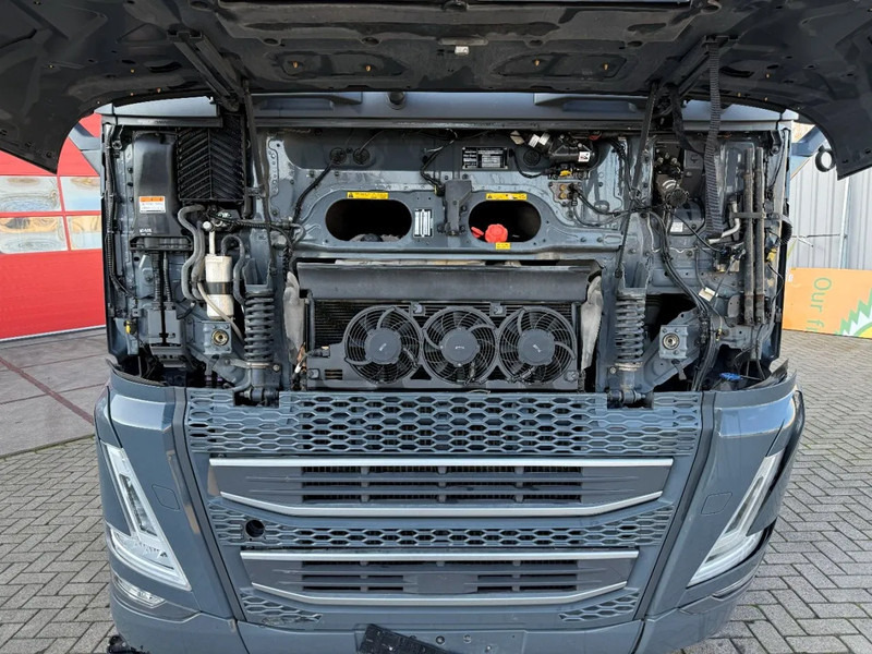 Volvo FH5-460 / VEB+ / HYDRAULICS / I-PARKCOOL / ONLY:188538 KM / FULL-AIR / ACC / LWDS / AUTOMATIC / EURO-6 / 2023 - Τράκτορας: φωτογραφία 5 Volvo FH5-460 / VEB+ / HYDRAULICS / I-PARKCOOL / ONLY:188538 KM / FULL-AIR / ACC / LWDS / AUTOMATIC / EURO-6 / 2023 - Τράκτορας: φωτογραφία 5