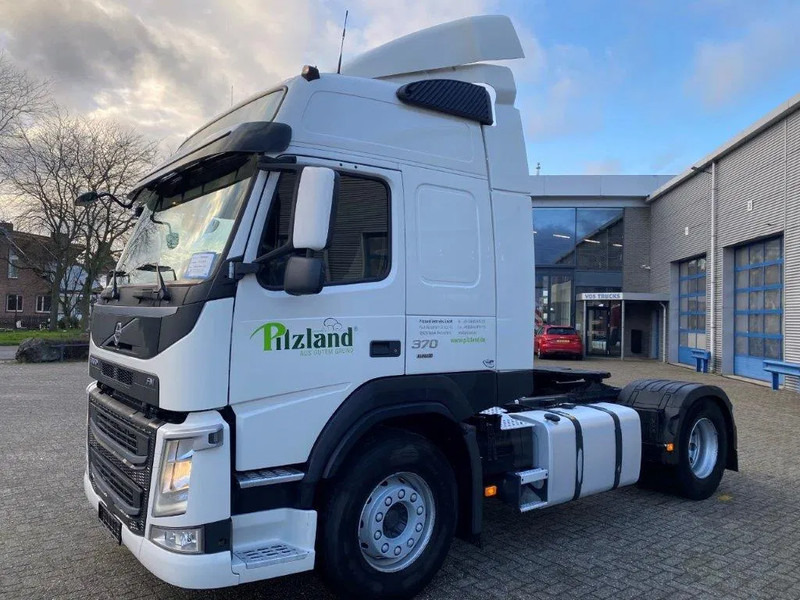 Volvo FM11-370 / GERMAN TRUCK / KB CHASSIS / VEB / ACC / LWDS / DOUBLE TANK / ONLY:763562 KM / AIRCO / AUTOMATIC / EURO-6 / 2018 - Τράκτορας: φωτογραφία 1 Volvo FM11-370 / GERMAN TRUCK / KB CHASSIS / VEB / ACC / LWDS / DOUBLE TANK / ONLY:763562 KM / AIRCO / AUTOMATIC / EURO-6 / 2018 - Τράκτορας: φωτογραφία 1