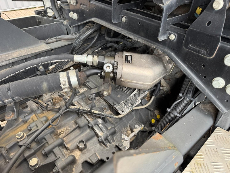 DAF CF85-460 6x2 VDL Hook system, LZV-Ontheffing, 300.000 Km!!! - Φορτηγό φόρτωσης γάντζου: φωτογραφία 5 DAF CF85-460 6x2 VDL Hook system, LZV-Ontheffing, 300.000 Km!!! - Φορτηγό φόρτωσης γάντζου: φωτογραφία 5