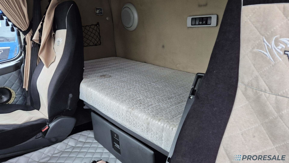 VOLVO FH 13.440 42T EURO 5 - Τράκτορας: φωτογραφία 5 VOLVO FH 13.440 42T EURO 5 - Τράκτορας: φωτογραφία 5
