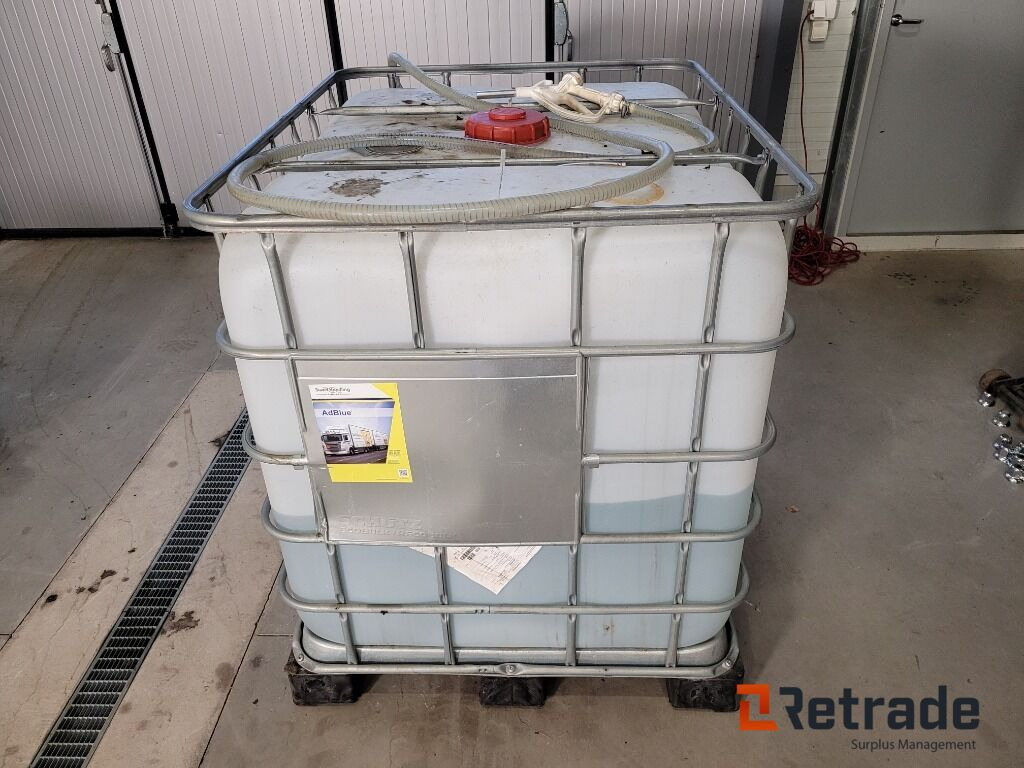 AdBlue 500 Liter IBC - Μονάδα ρεζερβουάρ AdBlue για Κατασκευή μηχανήματα: φωτογραφία 1 AdBlue 500 Liter IBC - Μονάδα ρεζερβουάρ AdBlue για Κατασκευή μηχανήματα: φωτογραφία 1