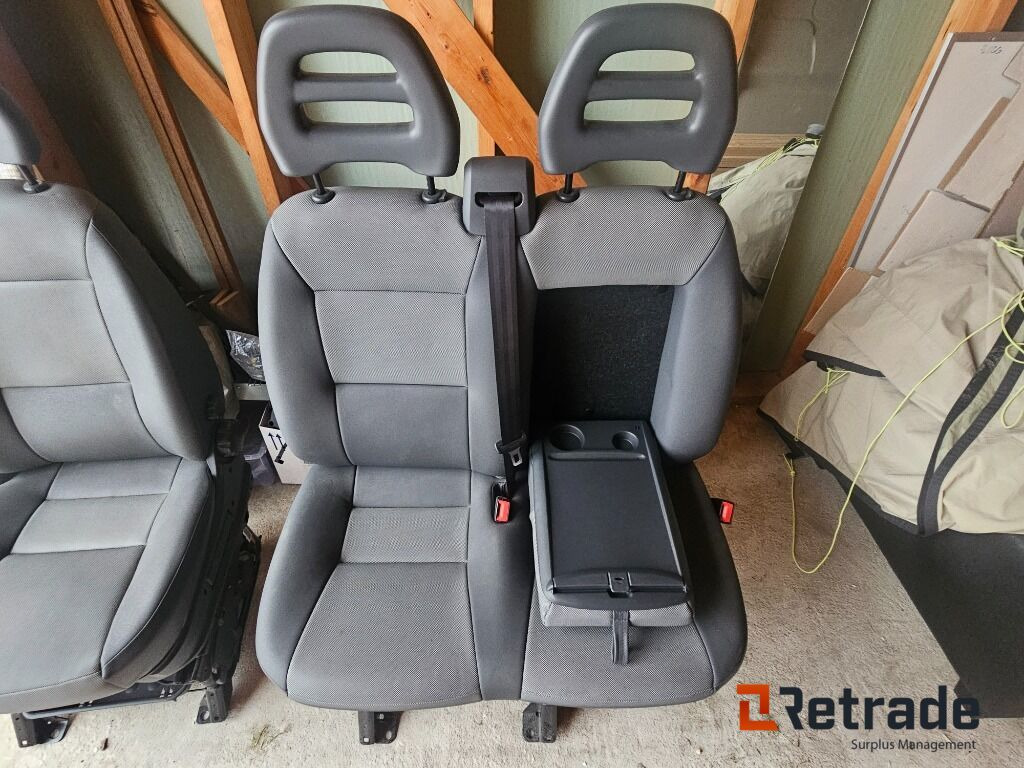 Framstolar Peugeot Boxer - Αυτοκίνητο: φωτογραφία 4 Framstolar Peugeot Boxer - Αυτοκίνητο: φωτογραφία 4