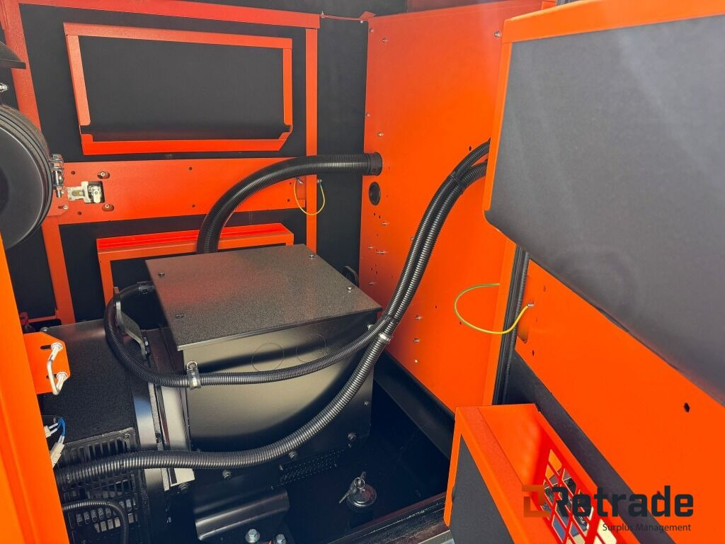 Κατασκευή μηχανήματα Generator Ubrugt Cummins 50kVA diesel nødstrømsgenerator: φωτογραφία 6 Κατασκευή μηχανήματα Generator Ubrugt Cummins 50kVA diesel nødstrømsgenerator: φωτογραφία 6