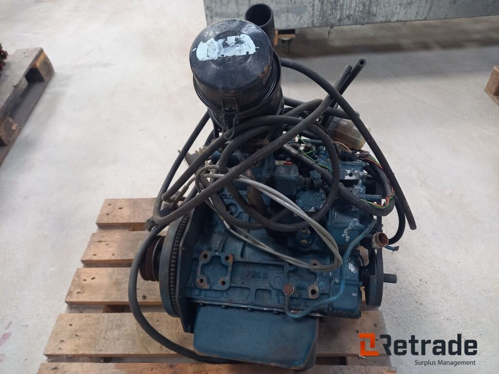 Kubota D150 motor - Άλλα μηχανήματα: φωτογραφία 3 Kubota D150 motor - Άλλα μηχανήματα: φωτογραφία 3