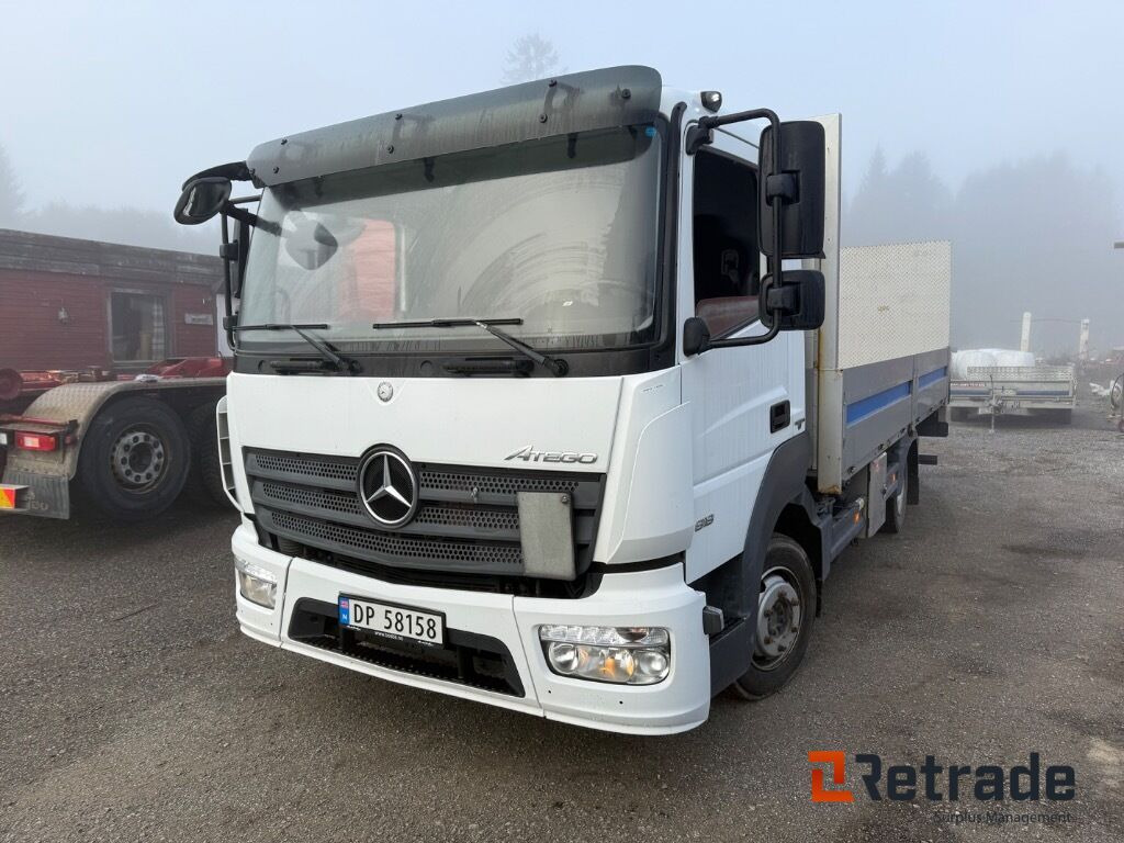 Lastebil Mercedes-Benz Atego EURO 6 Lav kilometer stand med baklem leveres ferdig EU - Φορτηγό με ανοιχτή καρότσα: φωτογραφία 1 Lastebil Mercedes-Benz Atego EURO 6 Lav kilometer stand med baklem leveres ferdig EU - Φορτηγό με ανοιχτή καρότσα: φωτογραφία 1