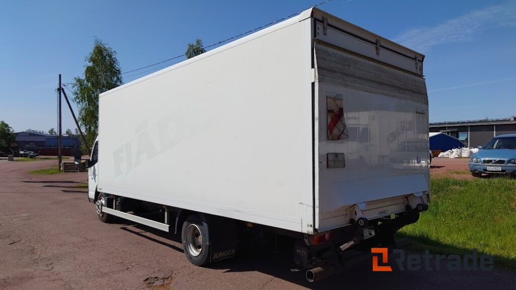 Mitsubishi Fuso (Canter) 2013 - Φορτηγό κόφα: φωτογραφία 4 Mitsubishi Fuso (Canter) 2013 - Φορτηγό κόφα: φωτογραφία 4