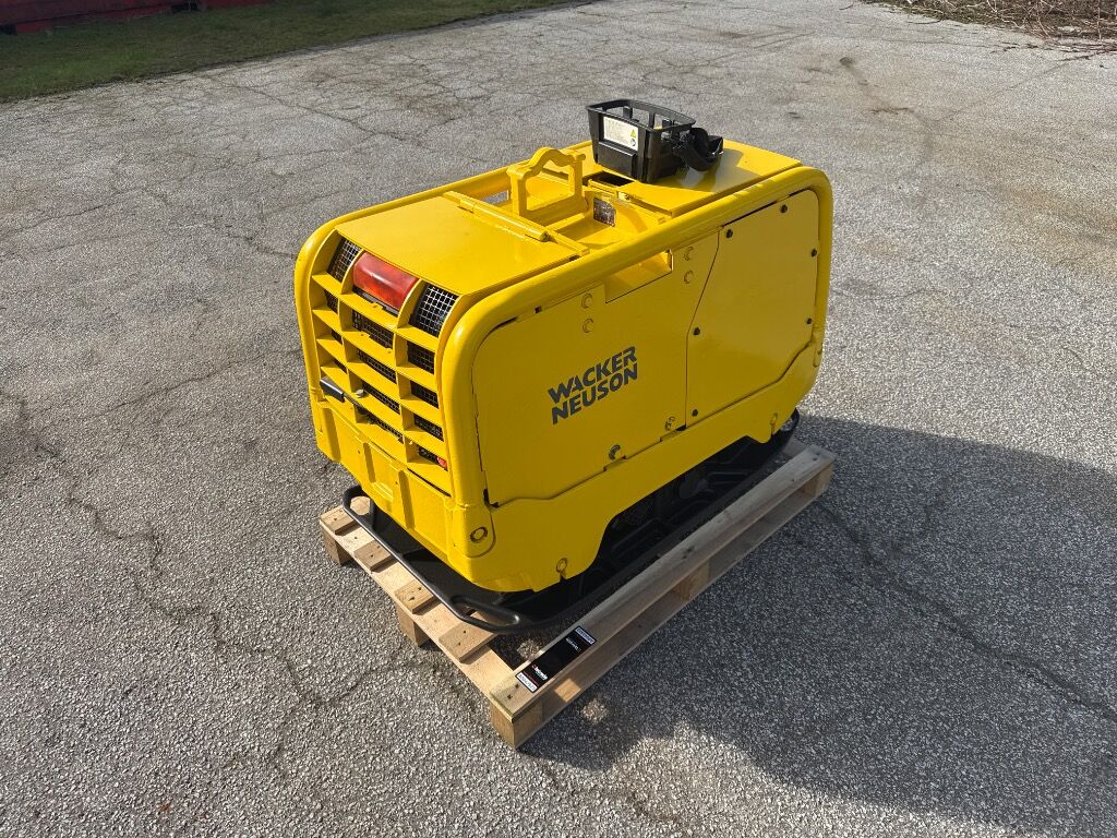Pladevibrator Wacker Neuson Dpu80 R Remote - Δονητική πλάκα: φωτογραφία 1 Pladevibrator Wacker Neuson Dpu80 R Remote - Δονητική πλάκα: φωτογραφία 1