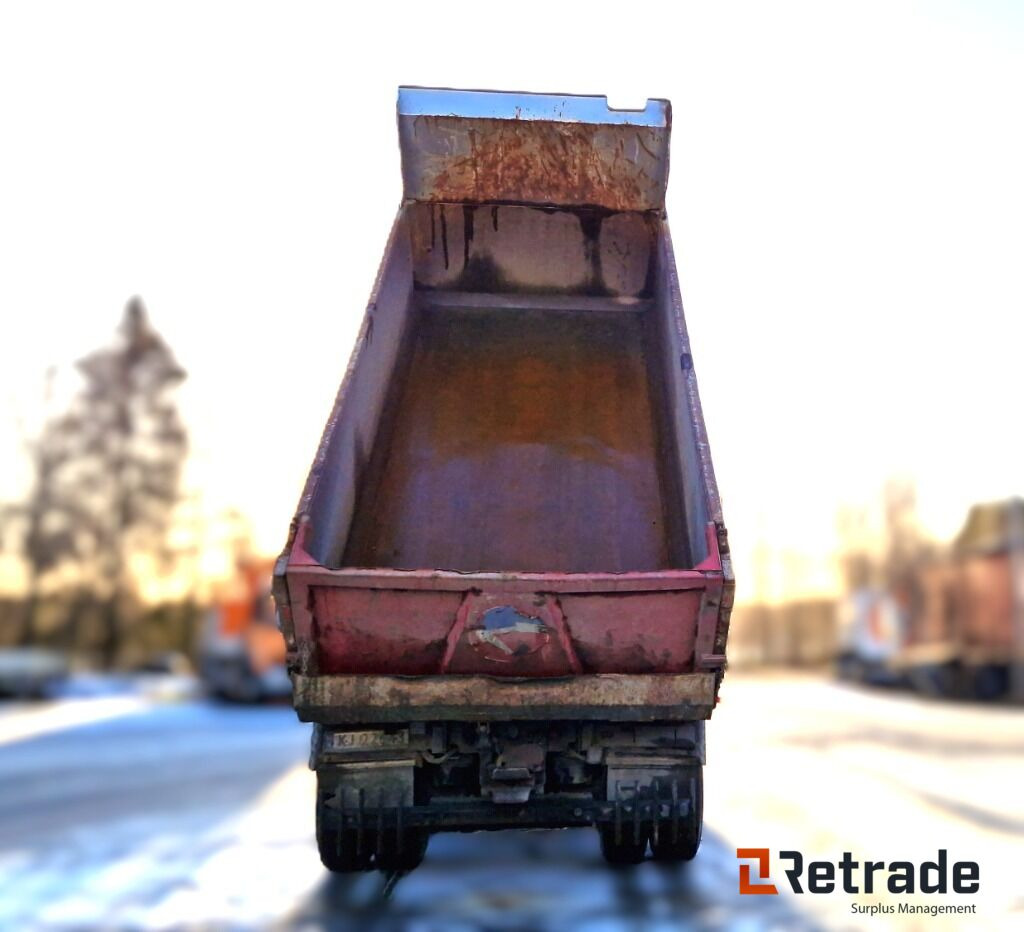 Robust og klar tippbil – Volvo FH16 650 8x4 med tipp og hengeropplegg - Φορτηγό ανατρεπόμενο: φωτογραφία 5 Robust og klar tippbil – Volvo FH16 650 8x4 med tipp og hengeropplegg - Φορτηγό ανατρεπόμενο: φωτογραφία 5