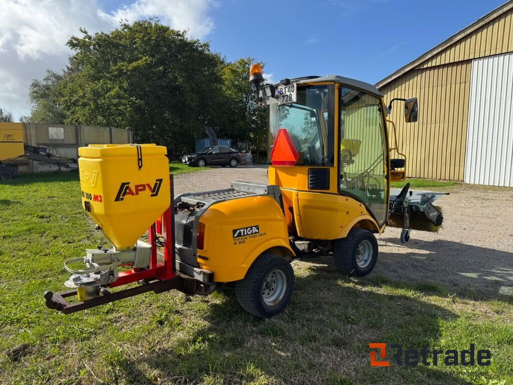 STIGA TITAN 740DCR - Γεωργικά μηχανήματα: φωτογραφία 3 STIGA TITAN 740DCR - Γεωργικά μηχανήματα: φωτογραφία 3