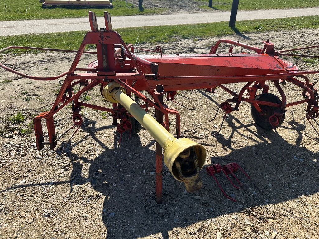 Scan Farm SR320 Hø - Rive - Μηχανήματα κήπου: φωτογραφία 2 Scan Farm SR320 Hø - Rive - Μηχανήματα κήπου: φωτογραφία 2