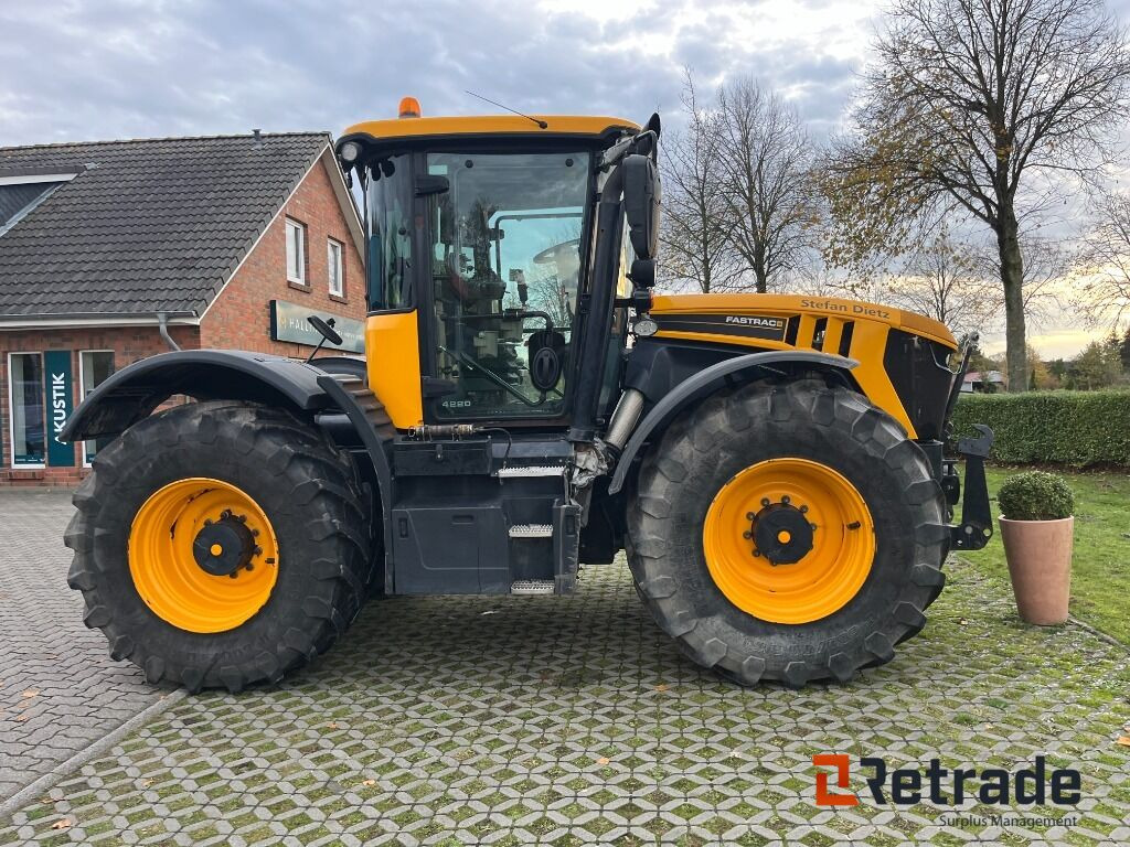 Traktor JCB Fasttrac 4220 serie 4 - Τρακτέρ: φωτογραφία 4 Traktor JCB Fasttrac 4220 serie 4 - Τρακτέρ: φωτογραφία 4