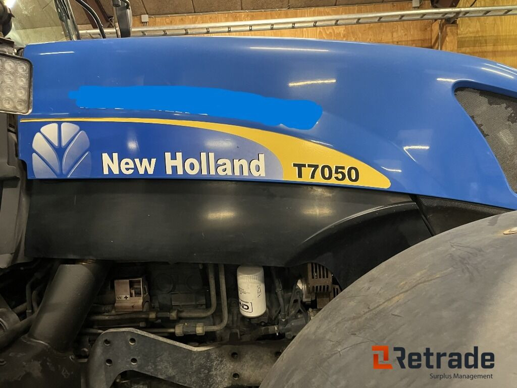 Traktor NEW HOLLAND T7050 - Γεωργικά μηχανήματα: φωτογραφία 5 Traktor NEW HOLLAND T7050 - Γεωργικά μηχανήματα: φωτογραφία 5