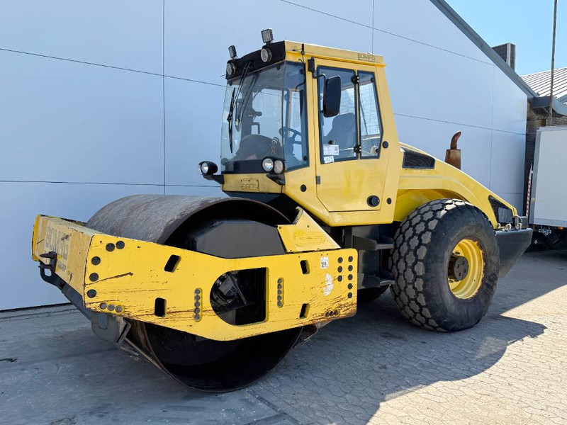 Bomag BW213DH-4 - Evib/BVC / German Machine - Οδοστρωτήρας: φωτογραφία 2 Bomag BW213DH-4 - Evib/BVC / German Machine - Οδοστρωτήρας: φωτογραφία 2