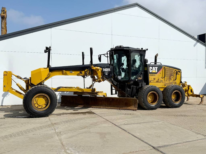 Cat 140M AWD 6x6 VHP Plus - Snowblade/ Ripper - Γκρέιντερ: φωτογραφία 1 Cat 140M AWD 6x6 VHP Plus - Snowblade/ Ripper - Γκρέιντερ: φωτογραφία 1