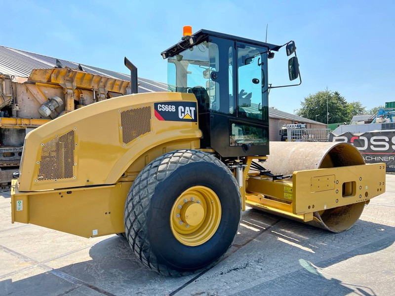 Cat CS66B Excellent Condition / Low Hours / CE - Οδοστρωτήρας: φωτογραφία 5 Cat CS66B Excellent Condition / Low Hours / CE - Οδοστρωτήρας: φωτογραφία 5
