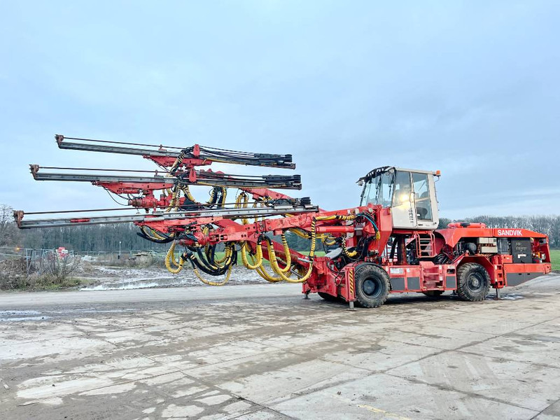 Sandvik DT1130i Drill Rig - Μηχάνημα διάτρησης: φωτογραφία 1 Sandvik DT1130i Drill Rig - Μηχάνημα διάτρησης: φωτογραφία 1