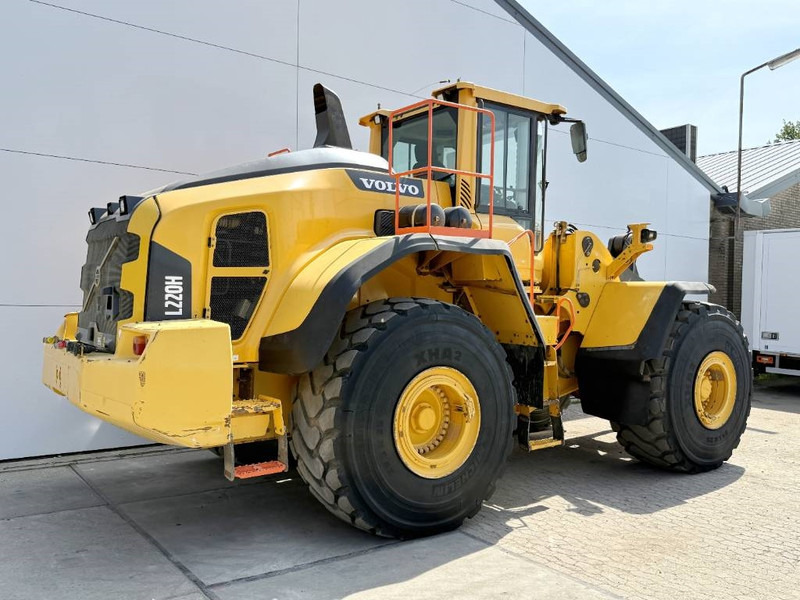 Volvo L220H - German Machine / 3rd Function - Ελαστιχοφόρος φορτωτής: φωτογραφία 5 Volvo L220H - German Machine / 3rd Function - Ελαστιχοφόρος φορτωτής: φωτογραφία 5