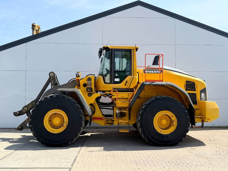 Volvo L220H - German Machine / 3rd Function - Ελαστιχοφόρος φορτωτής: φωτογραφία 1 Volvo L220H - German Machine / 3rd Function - Ελαστιχοφόρος φορτωτής: φωτογραφία 1