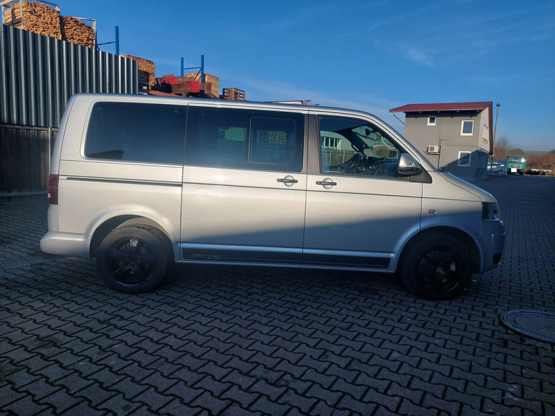 Volkswagen Transporter Multivan AHK Doppelklima Tisch Leder 7-Sitzer - Μικρό λεωφορείο, Επιβατικό βαν: φωτογραφία 4 Volkswagen Transporter Multivan AHK Doppelklima Tisch Leder 7-Sitzer - Μικρό λεωφορείο, Επιβατικό βαν: φωτογραφία 4